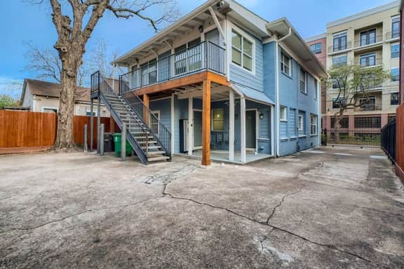 Midtown Houston Retreat | Walk to Nightlife Unit 4